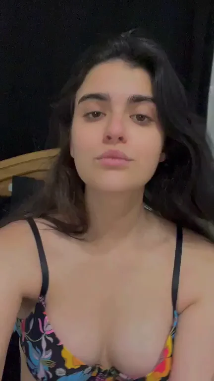 are there really guys who like small tits and tight pussy?
