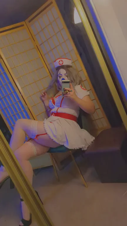 Just a slutty clowngirl nurse hotwife living in a lonely world.
