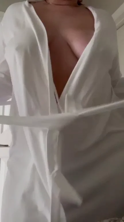 Fuck My Curvy Belly 🍑💦 Don't Mind the Curves!