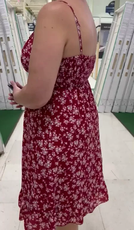 🛒 Curvy Slut Flashes Massive Tits in Public Mall! 😈