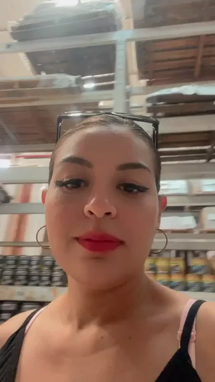 describe my latina milkies