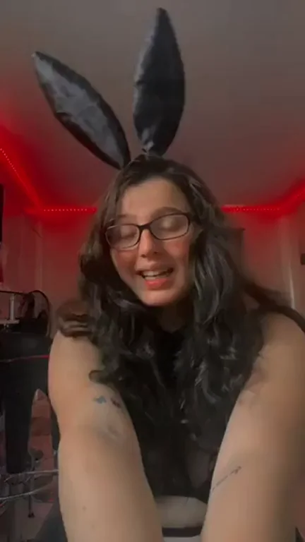 My ass would look even sexier on your face