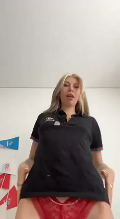 Kiss my ass and explore more of me daddy!