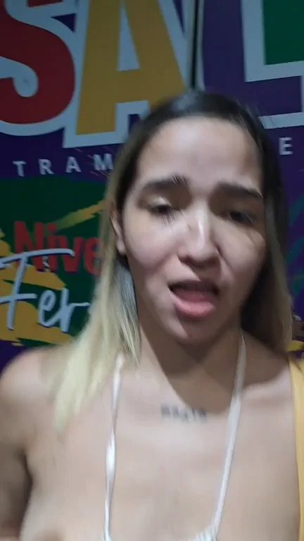 Big Tit Slut Flashes Tits at McDonald's 🍔😈