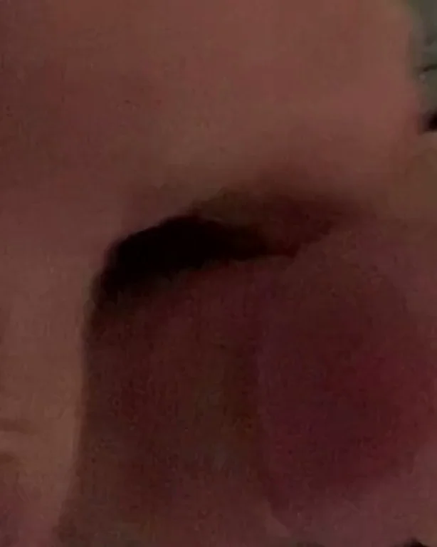 Cum on my pretty face daddy