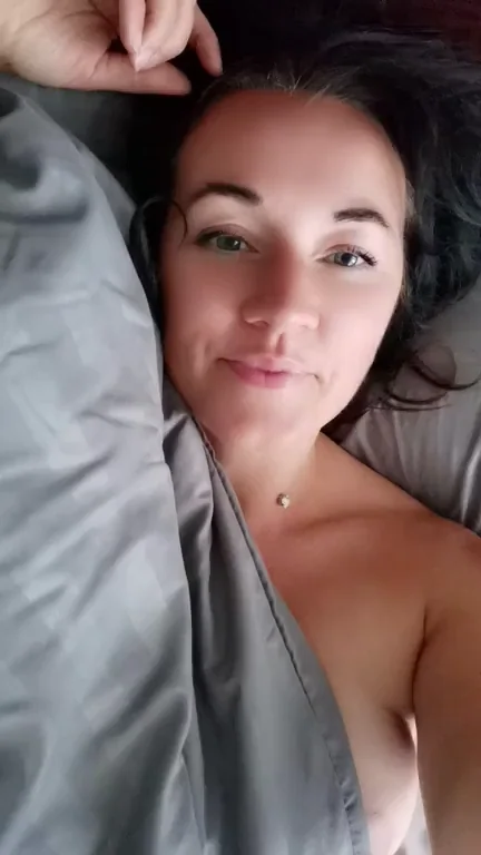 Weekends are for ... Spending as much time as possible in bed 😁