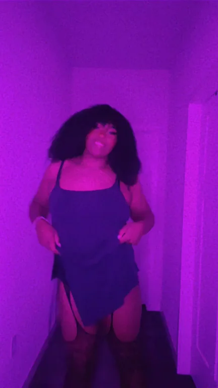 Can I send you cock teasers before our date? ðŸ¥°