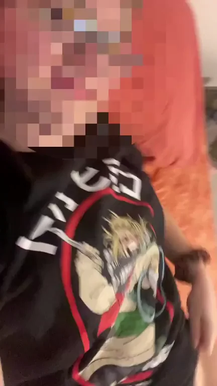 u/rainbowalicorn85 laying back and letting me put it in her pussy.