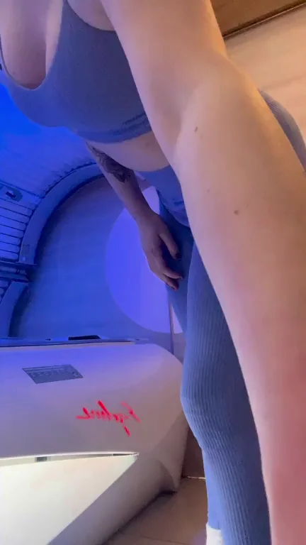 Teasing You Know What I Crave: Tight Leggings Butt Play