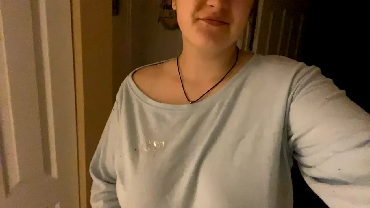 Big Tiddy Goth GF's Slutty Tease: Message Me for More Dripping Curves 🤤