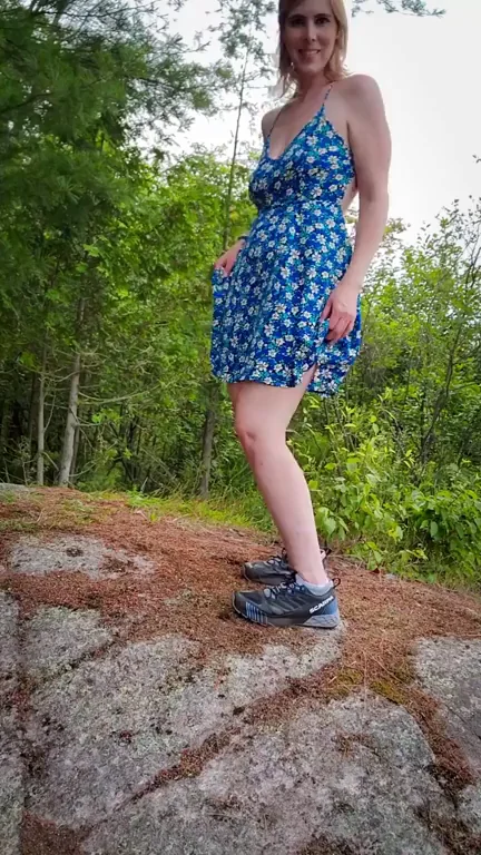 Smack My Milf Ass While I Shake It Outdoors