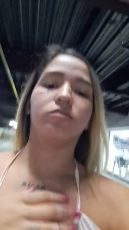 this girl almost saw my tits