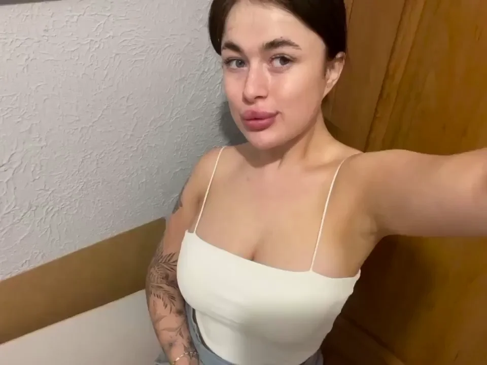 Put your tongue on it, cause I'm gonna sit on it with my pussy