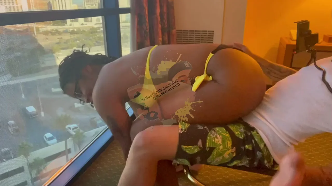 Ebony Babe's Strap Chair Grind Fest: Homemade Lapdance Domination