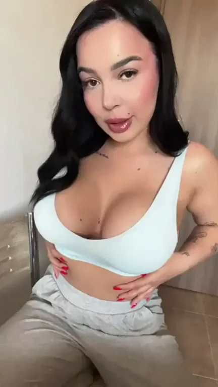 Diggin' My Huge Areolas 😍🍈🍈