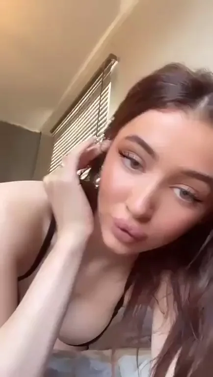 Petite Teen Tease Begs for Dick to Rage Her Ex