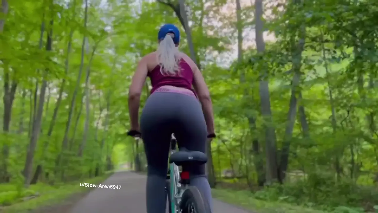 Bury Your Face in My Juicy Bike Ass 🍑🚲😈