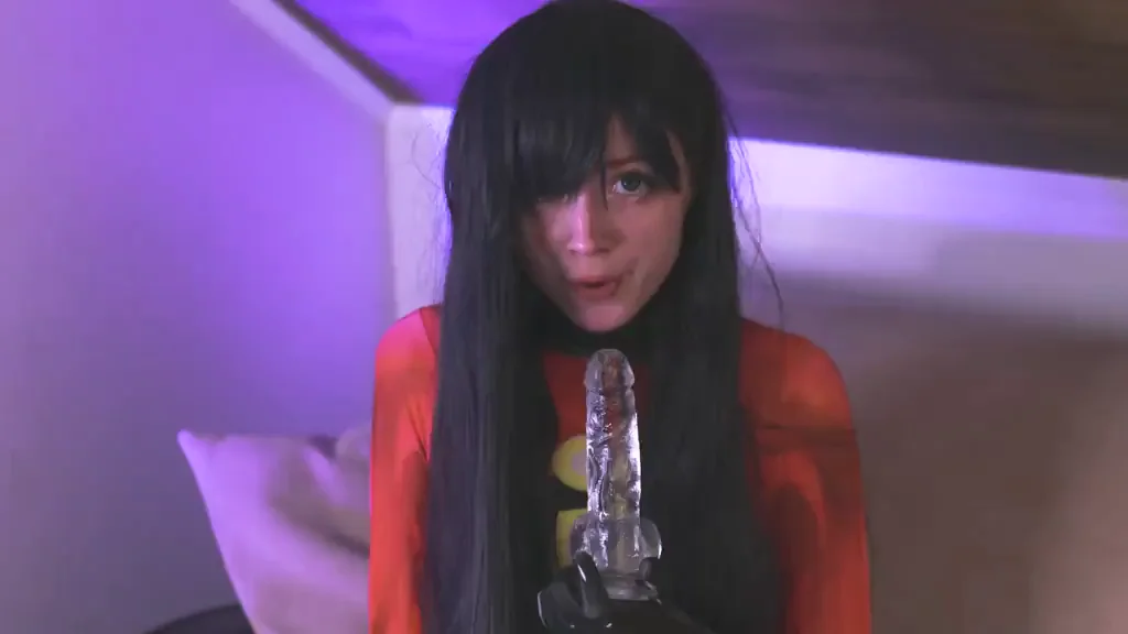 Violet Parr but make her barely legal