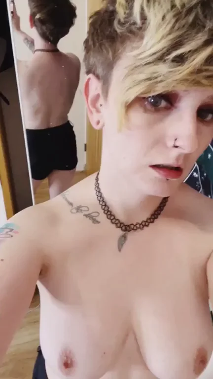 front or back of this emo?