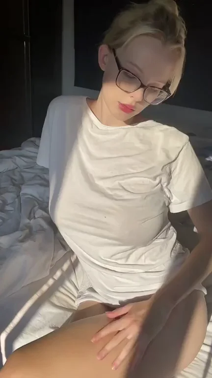 Slowest Tease Titty Drop Ever 😍🔥