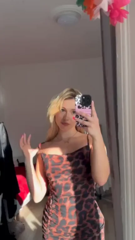 Your friendly neighborhood Milf reveal