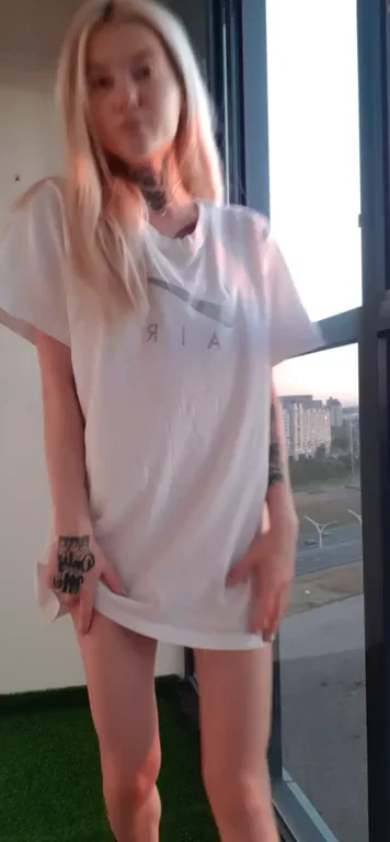 Do you like girls with my [F18] body type?