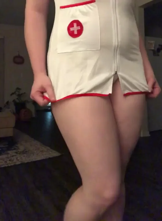 Small tits, fat ass.