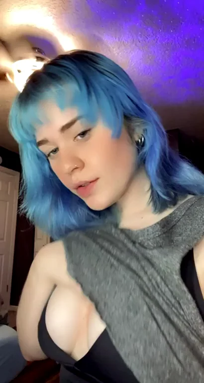 Goth Slut Begs: Make Me Your Fuck Toy? 😈💦