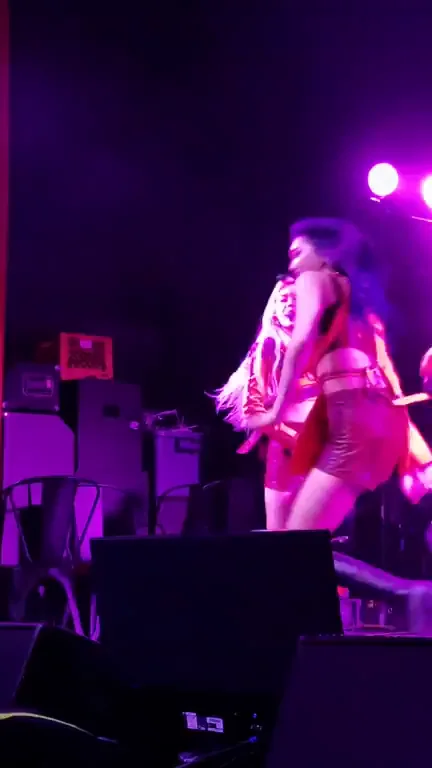 🔥 Everglow Aisha & Yiren Kpop Ass Shake Fap Fest 💦