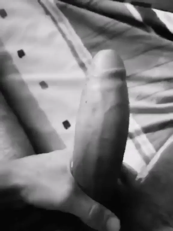If you're into french cock, I'm all yours !
