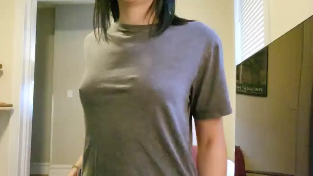 Petite Cutie’s Tiny Titty Drop Tease 😍🍒 OC