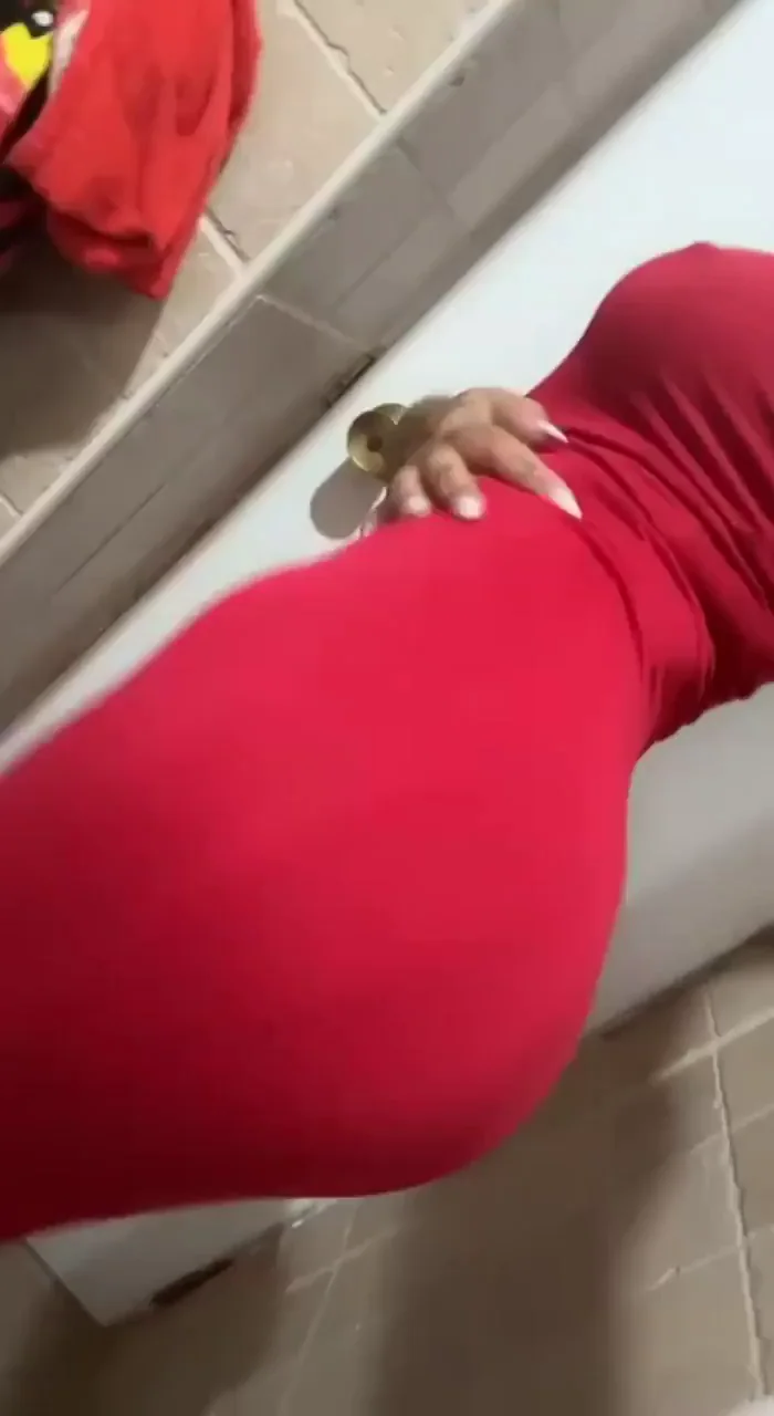 Don't know how to flirt but I can show you my tits instead