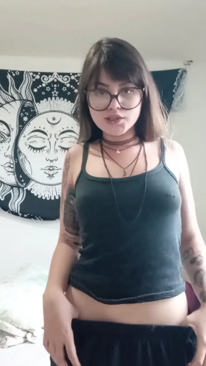 Suckmy pierced nipples