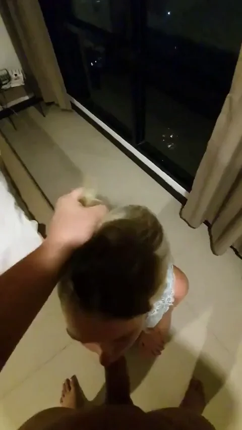 Blonde Bombshell Gags on Thick Cock in Deepthroat Hotel Frenzy