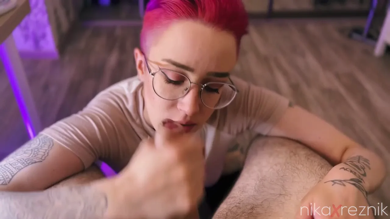 🔥 Pink-Haired Slut Locks Eyes While Sucking Cock on Her Knees 👅💦