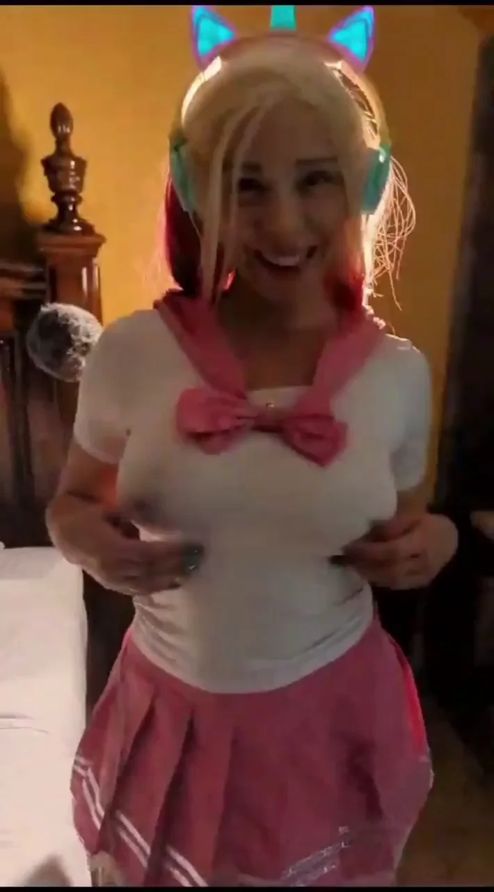 Alt girl shows off what's under her Sailor Moon top
