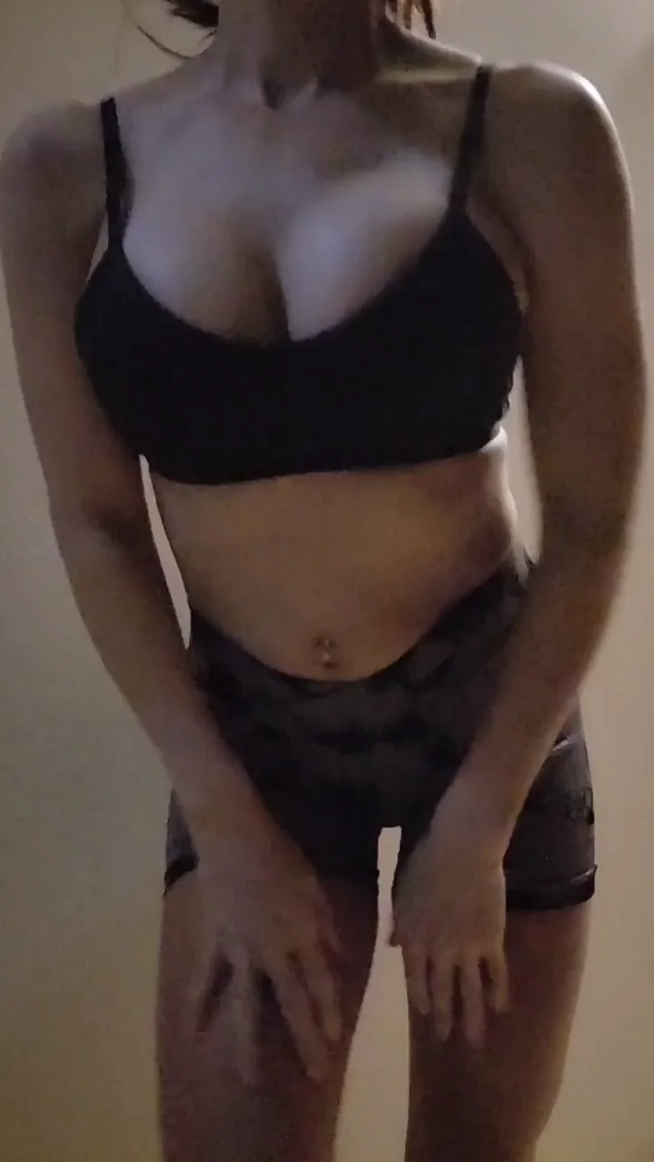 I love how this sports bra highlights my curves.
