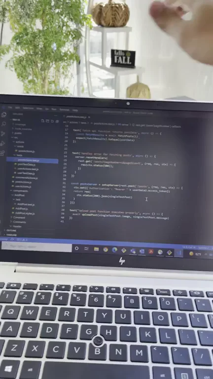 This is what it’s like working from home with me ?