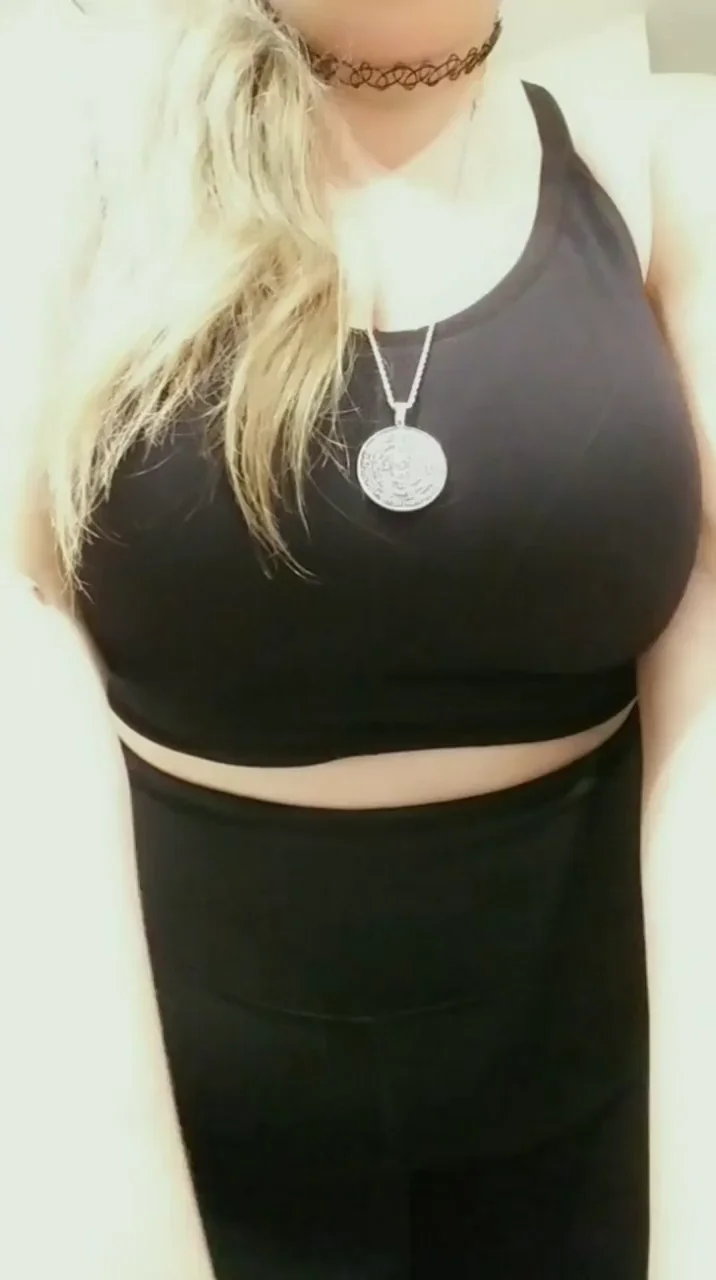 Bigger Than You Thought: Thick MILF's Massive Tits Reveal 🍈🍈🔥
