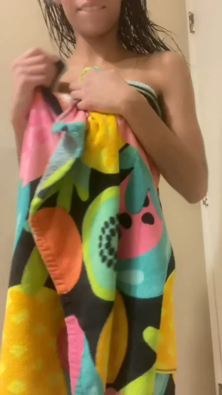Fresh out the shower 🤭