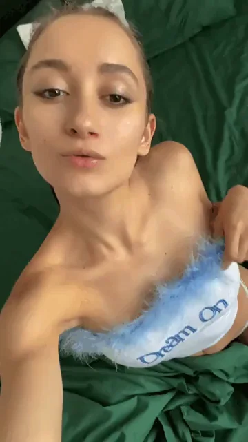 Petite Teen Flaunts Tiny Body & Massive Tits 😍🍒