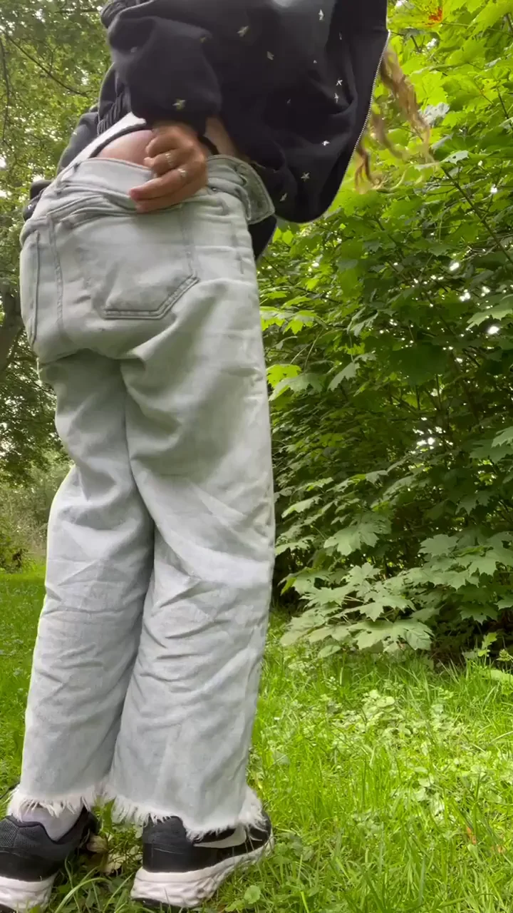 fucking a petite girl outdoor?