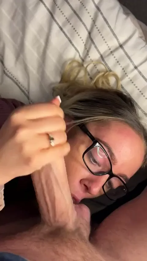 💦 Glasses Drenched in Thick Cum Blast! 😈
