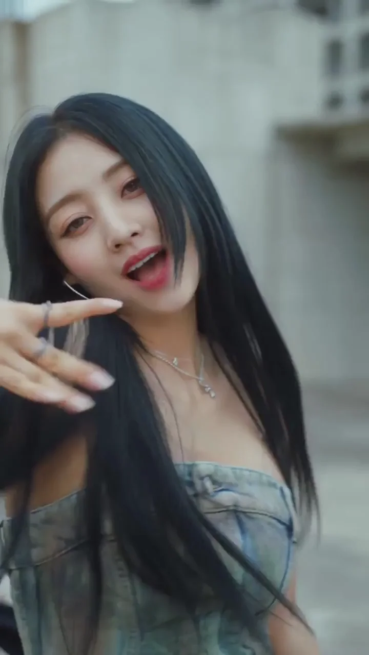 TWICE - Jihyo