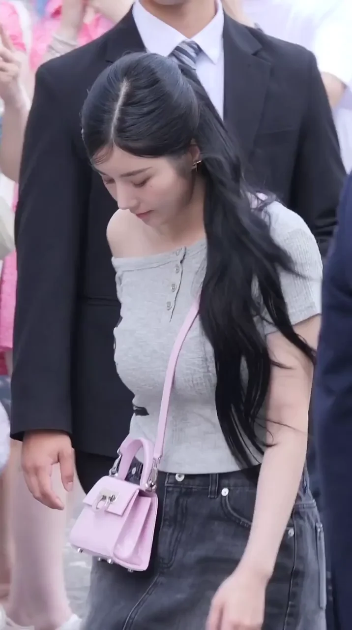 Kwon Eunbi