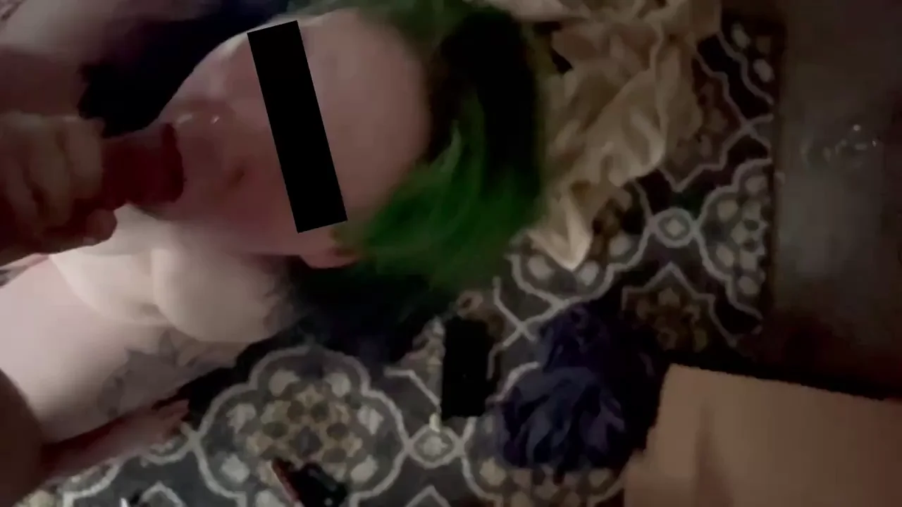 Goth chick can't handle it