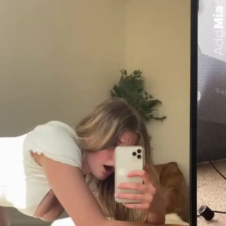 [/r/yourpornaddiction] Mirror Selfie