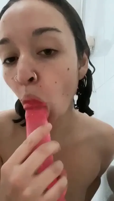 Sucking Your Dick Like a Slutty Nympho in the Shower 💦🍆👅
