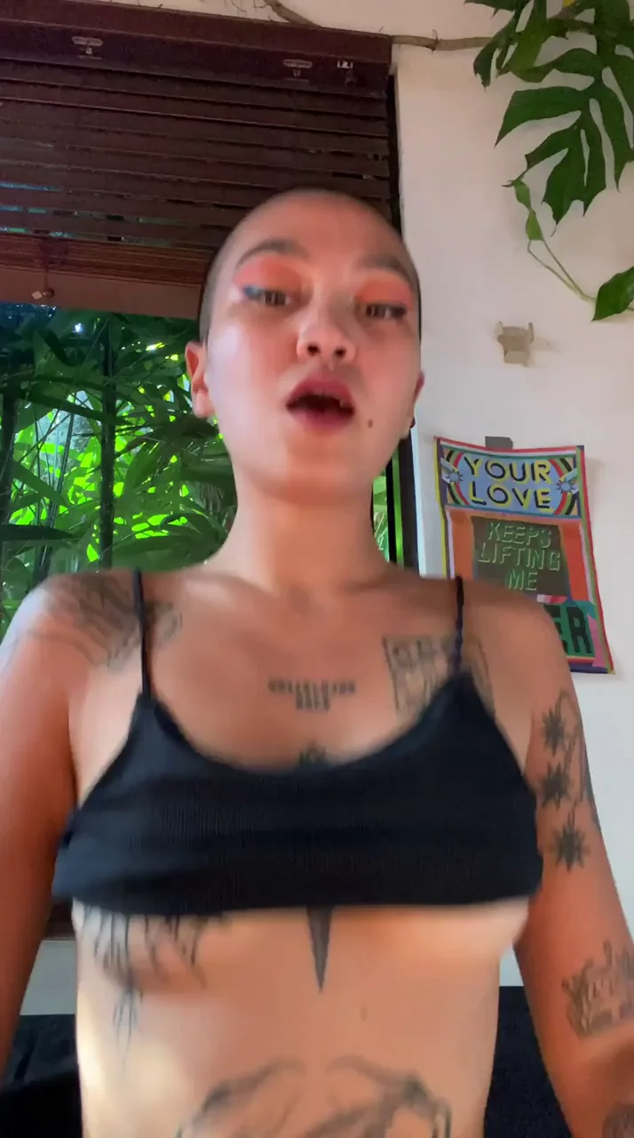 Boobs are the best thing in the world. Try to change my mind