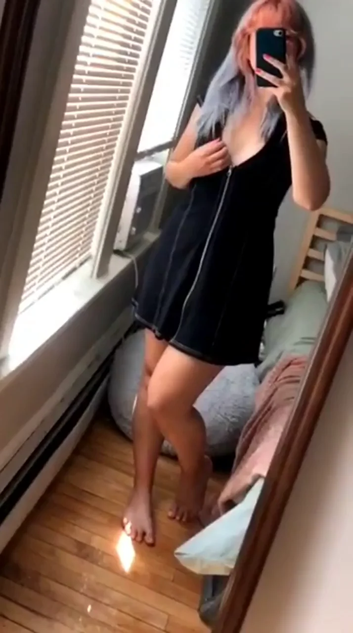 It's too hot out for this dress [F]